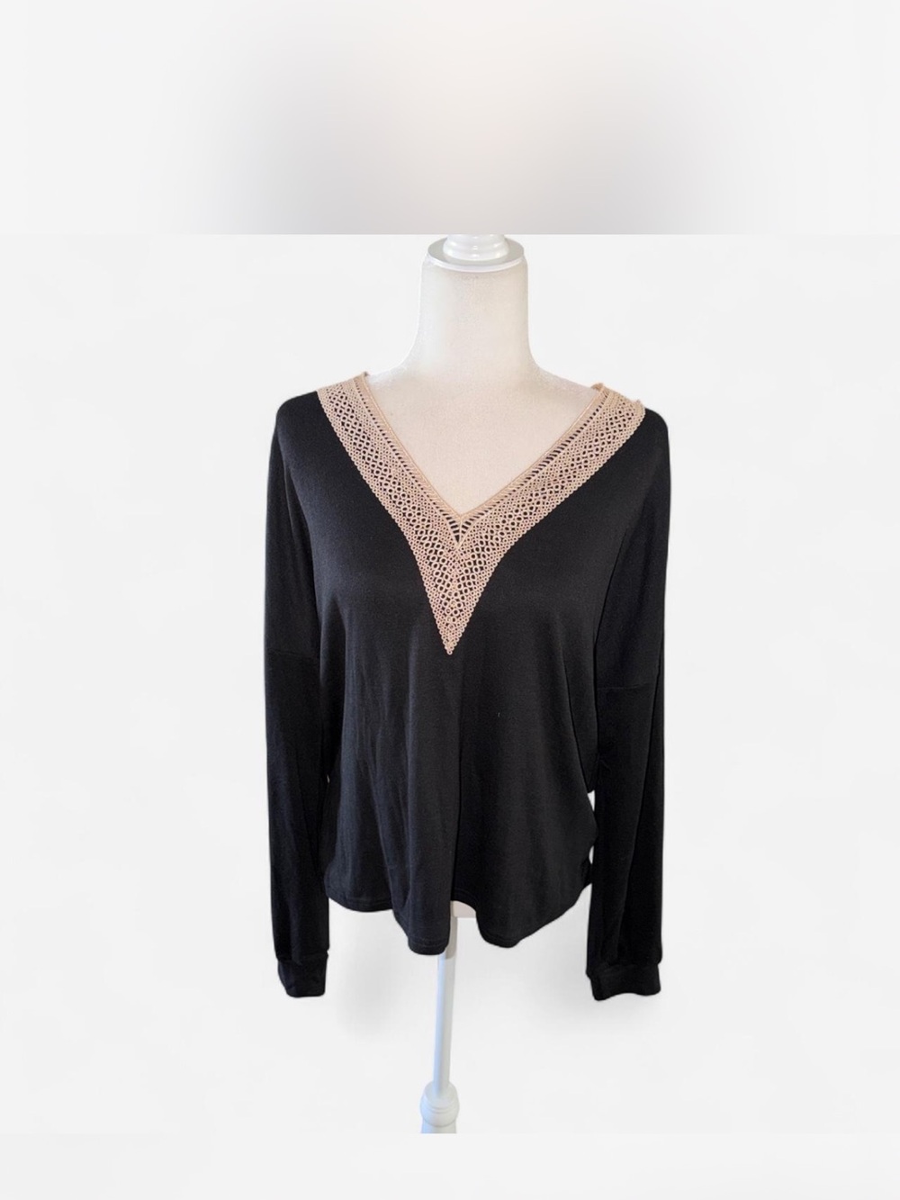 Black Long-Sleeve V-Neck Top with Cream Crochet Trim- L - NWT